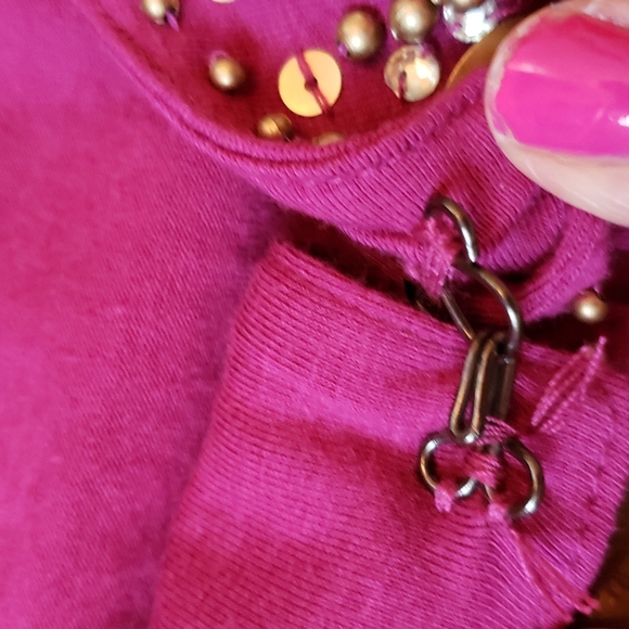 sleeveless embellished top - Picture 4 of 10